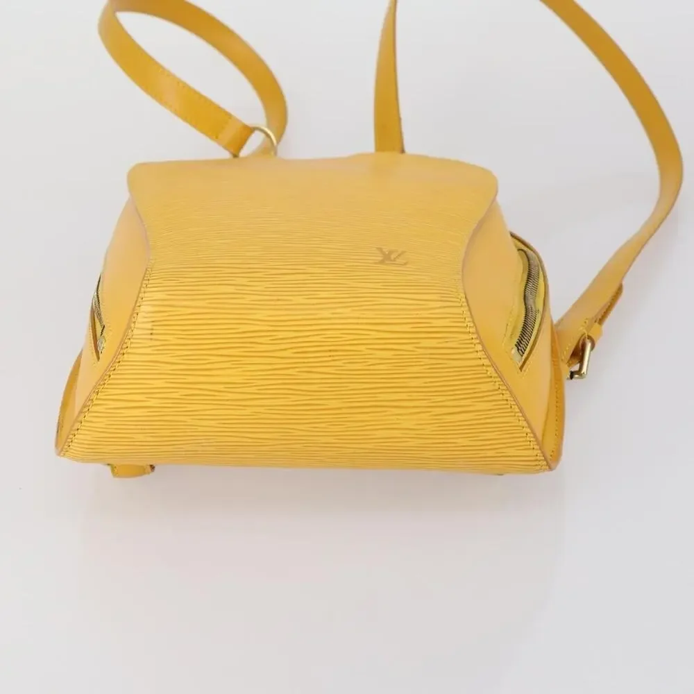 Louis Vuitton height 11